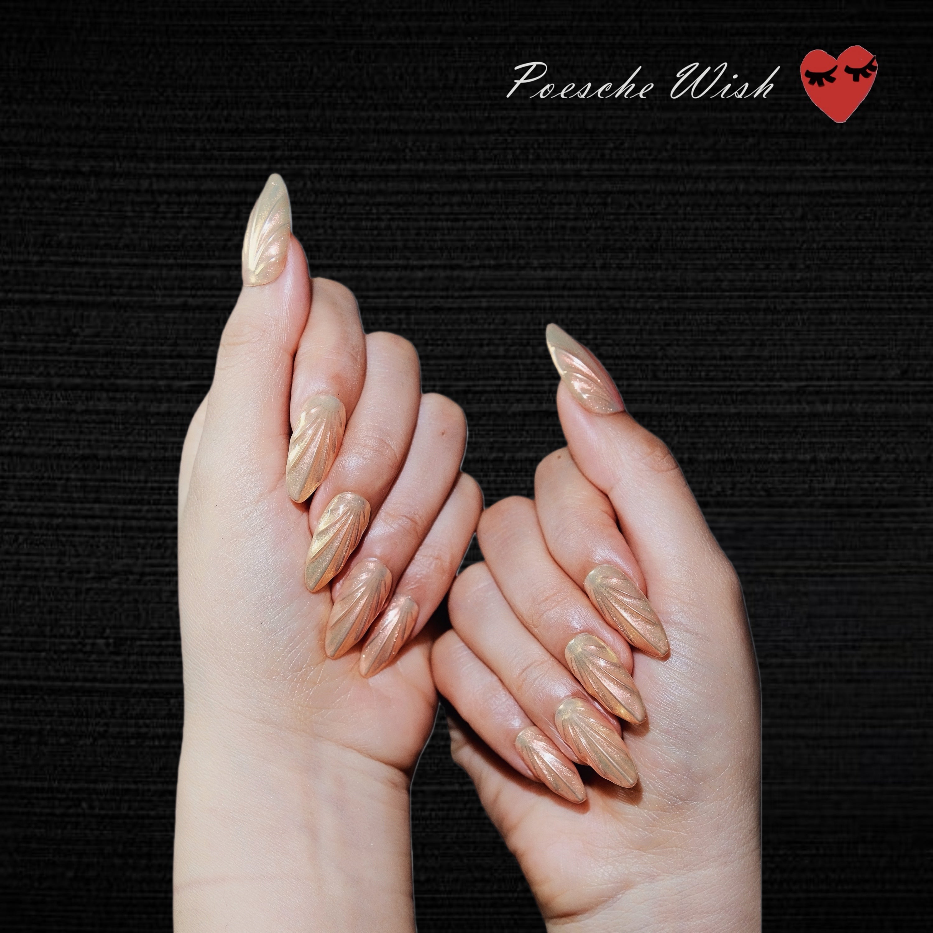 Rosé Shell: Iridescent Champagne Texture Press-On Nails