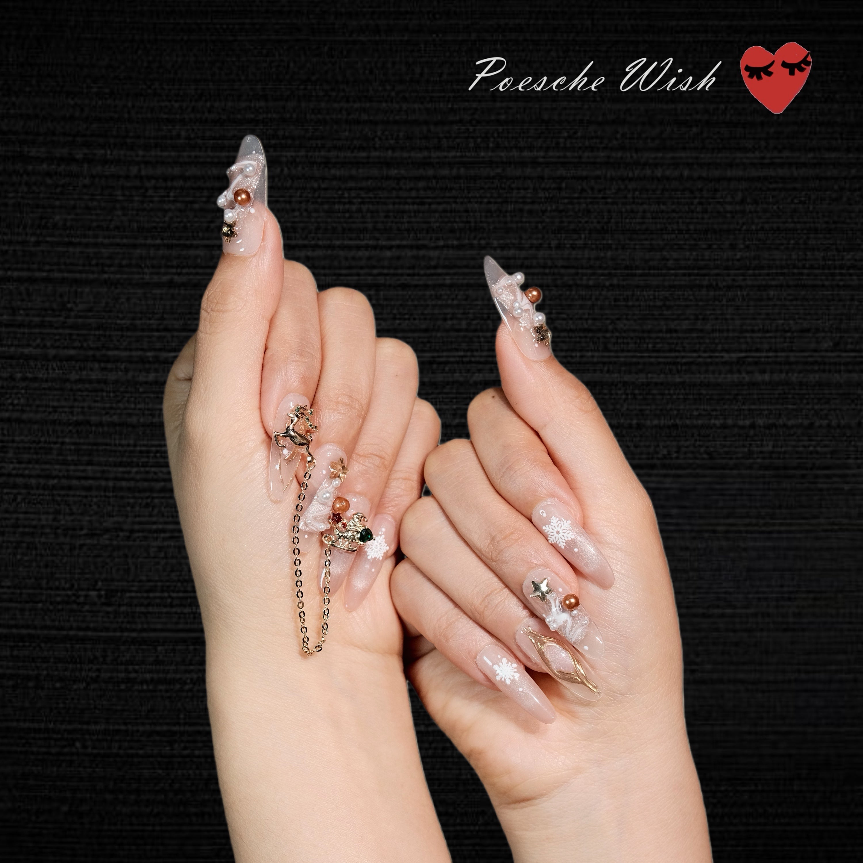 Christmas Wish: Golden Starlight Ombré Reindeer Sleigh Jewelry Nails