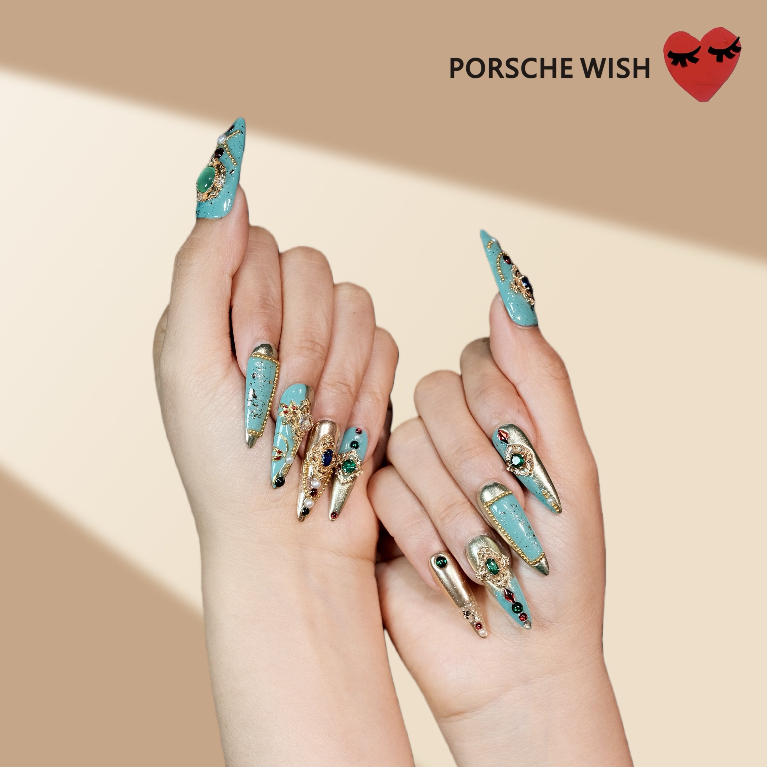 Vintage Royal Emerald: Exotic Jewel Stiletto Press-On Nails