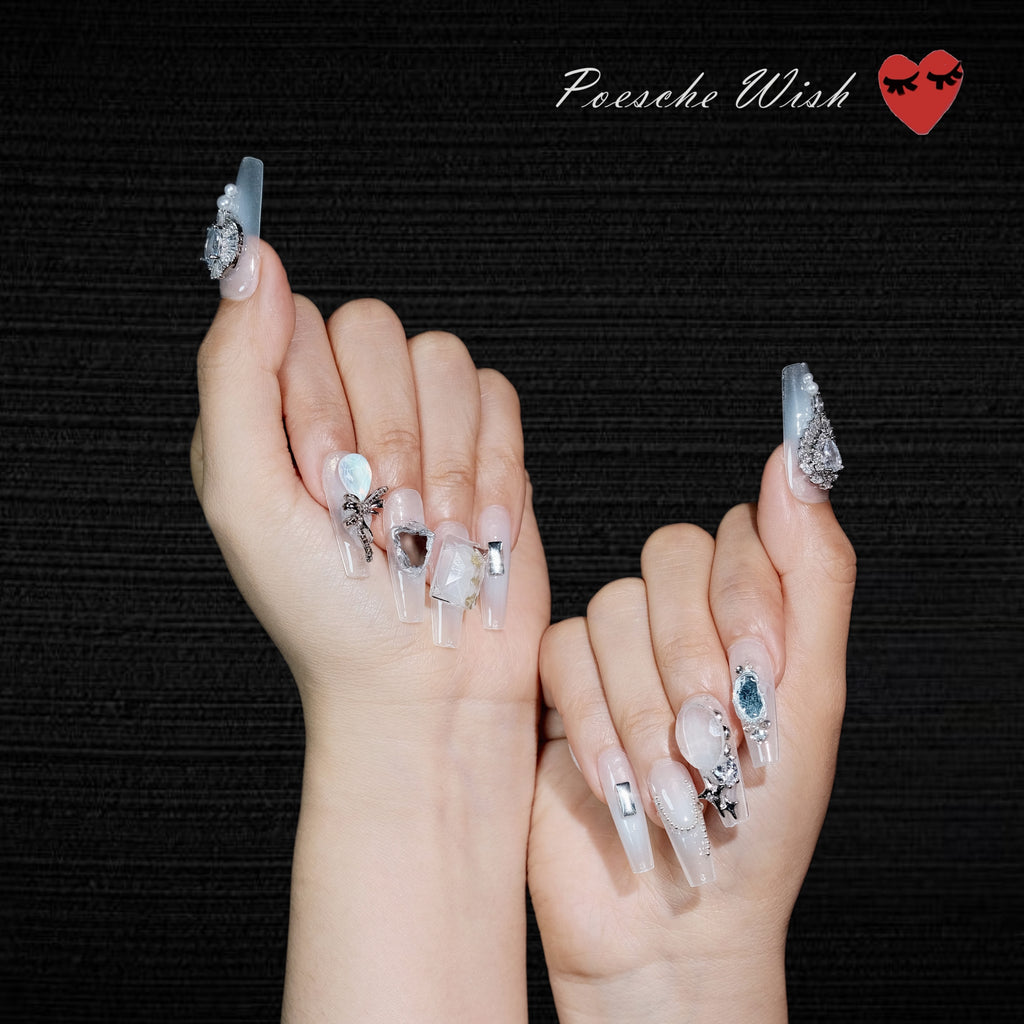 Baroque Gilded Pearl: Flocked Nude Press-On Nails