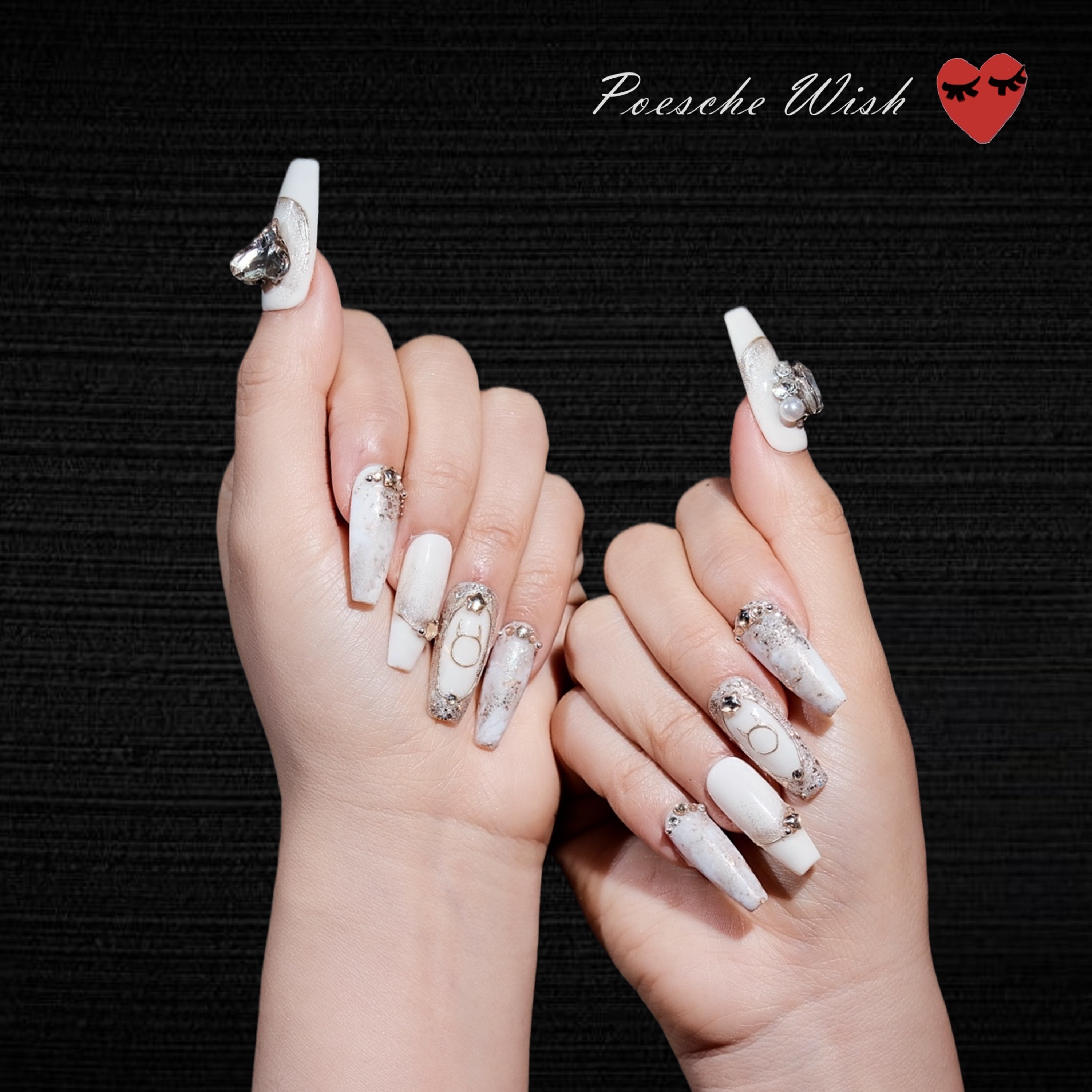 Stellar Luxe: Gilded Heart & Marble Aura Nails